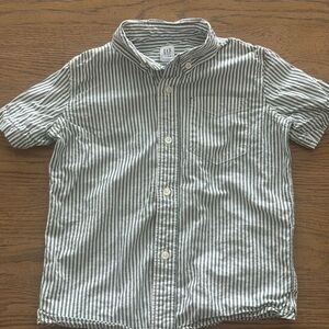 Boys Button Down Shirt Bundle 4-6 | GAP Kids + Rip Curl Short Sleeve Vacation